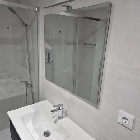 En La Romareda A 10 Min Del Centro En Tranvia - Alfonso Apartamento *
