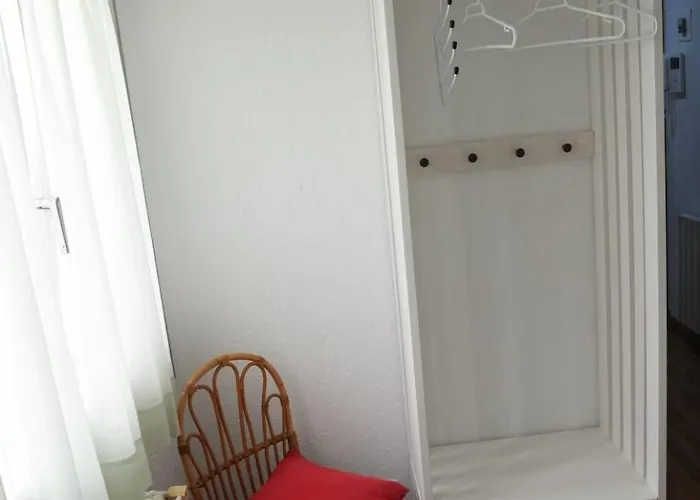 En La Romareda A 10 Min Del Centro En Tranvia - Alfonso Zaragoza