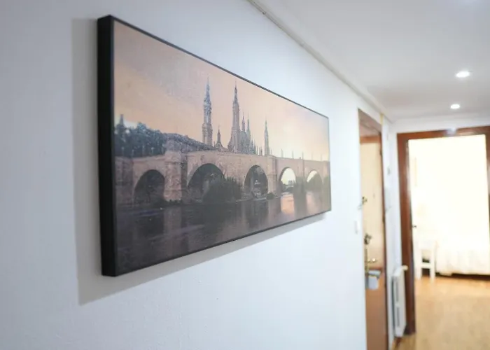 En La Romareda A 10 Min Del Centro En Tranvia - Alfonso